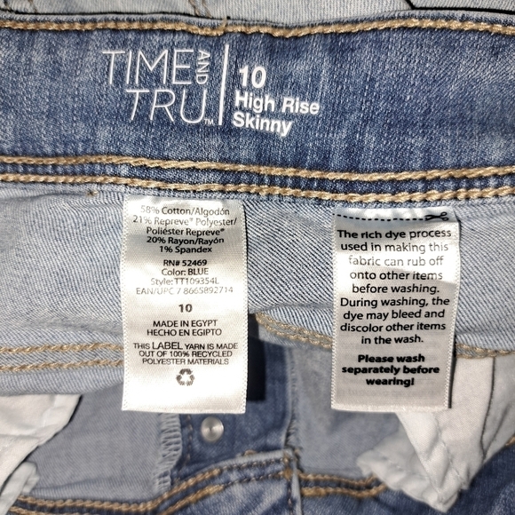 Time and true distressed jeans size 10 - Picture 6 of 7